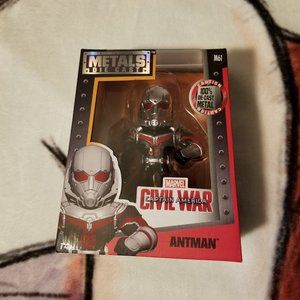 Metals Die Cast. Ant-Man. Civil War
